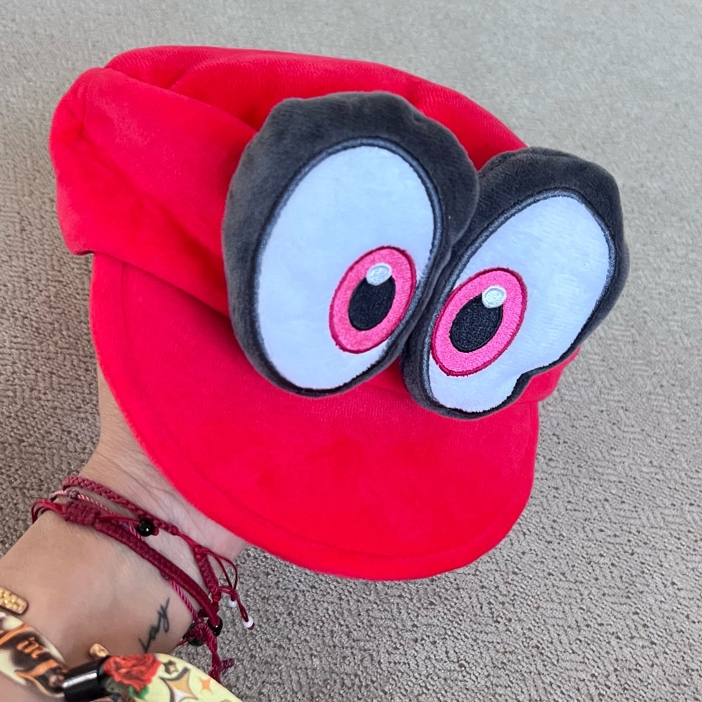 Super Mario Odyssey Red Cappy